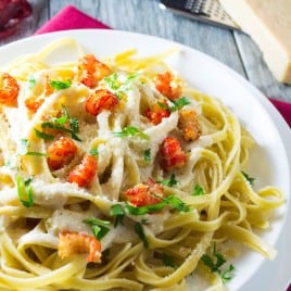 Crawfish Fettuccine Alfredo | Spice up homemade Crawfish Fettuccine Alfredo by adding in tender, delicious crawfish and a healthy dash of Cajun seasoning. Perfect! | Pack Momma | https://www.awickedwhisk.com