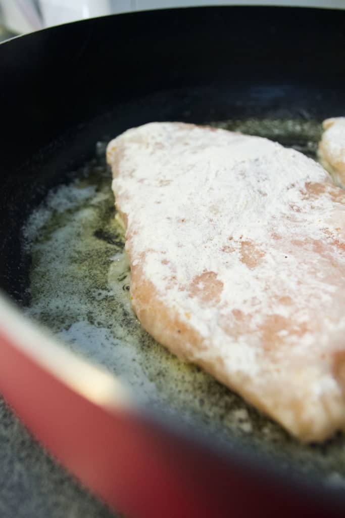 Easy 30 Minute Chicken Piccata | Easy 30 Minute Chicken Piccata is the perfect chicken dinner to spoil your family with on busy weeknights. Quick, delicious and on the table in 30 minutes! | Pack Momma | https://www.awickedwhisk.com