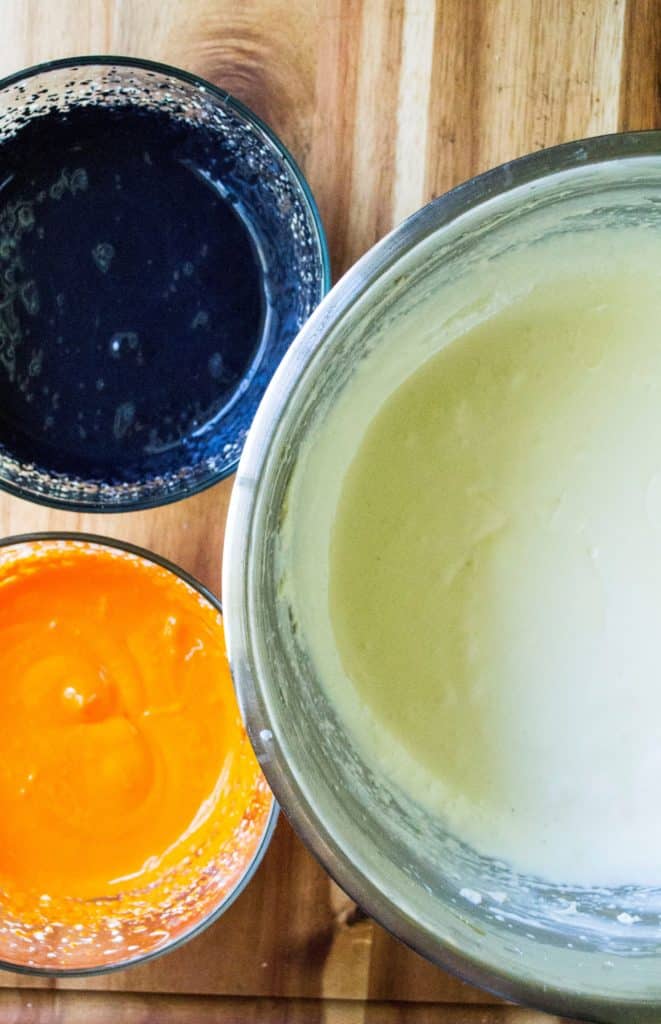 Halloween Cheesecake Bars orange and black cheesecake colors