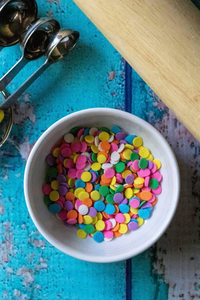 Funfetti Cinnamon Rolls rainbow confetti sprinkles