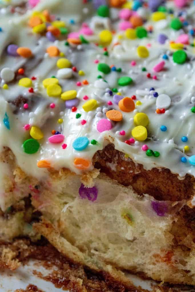 Funfetti Cinnamon Rolls with color throughout