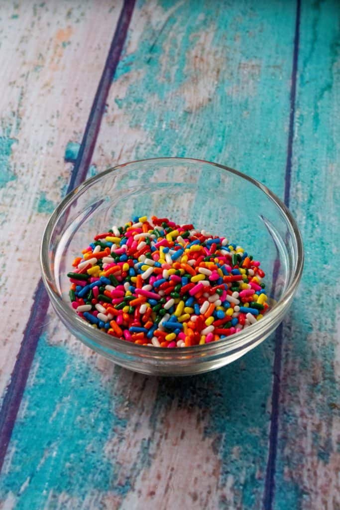 Funfetti Cinnamon Rolls jimmie sprinkles