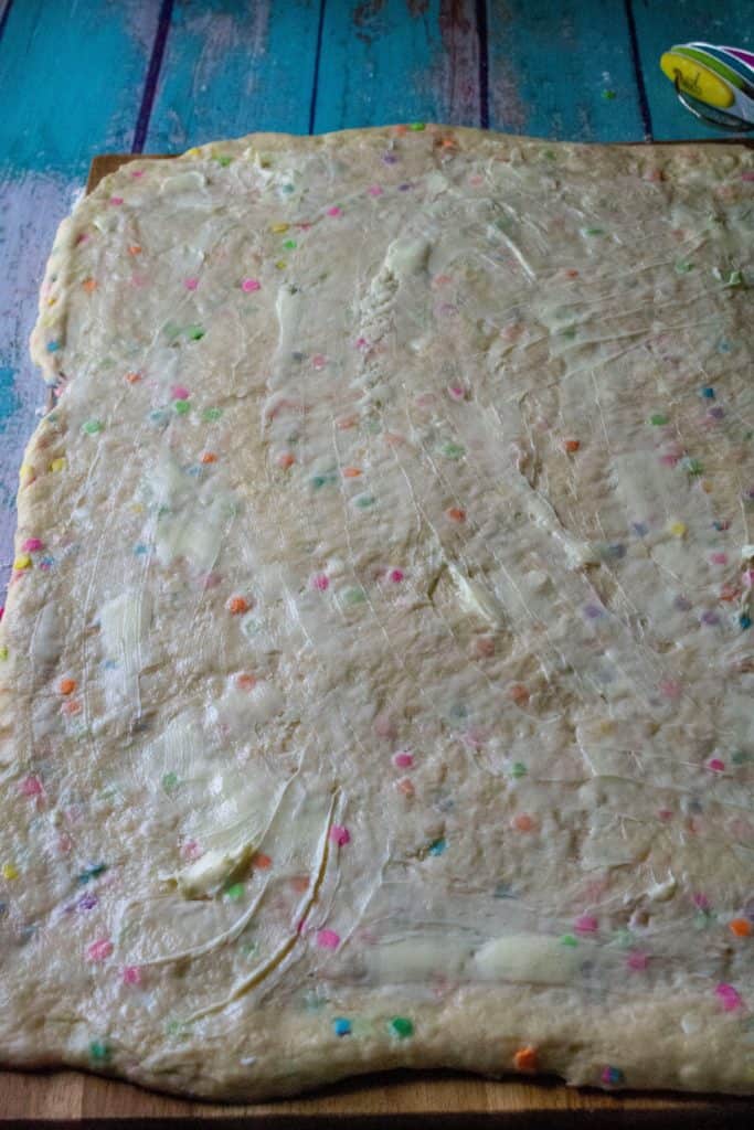 Funfetti Cinnamon Rolls buttered