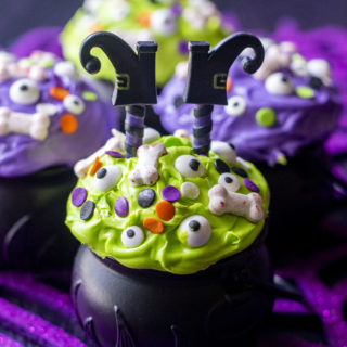 halloween witch cupakes