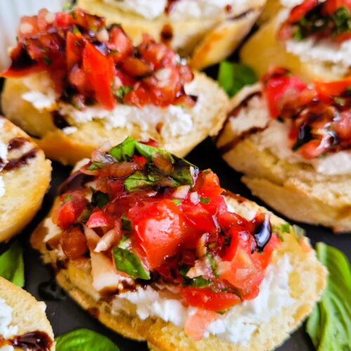 tomato goat cheese bruschetta with balsamic glaze