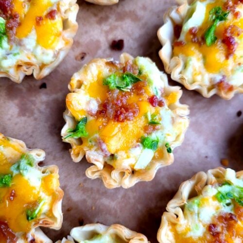 Bite-sized Jalapeño Popper Phyllo Cups are an easy, cheesy appetizer made with cream cheese, jalapeños, and bacon in a crispy phyllo shell.. perfect for parties and game day.